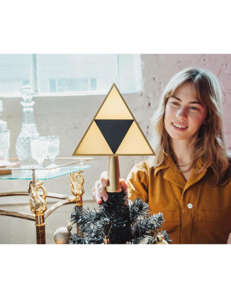 Adorno de Punta de Árbol La Leyenda de Zelda Triforce LED 17.78 cm