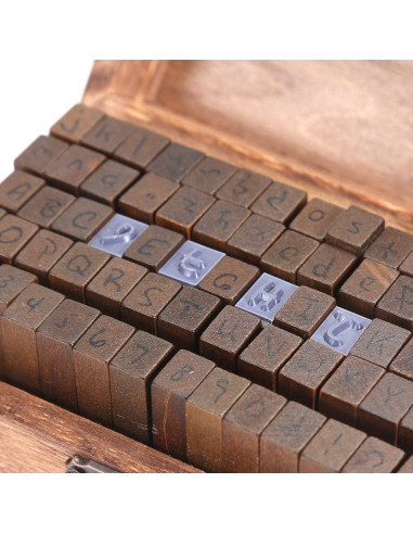 Juego de 70 Sellos de Letras y Números Vintage YPSelected