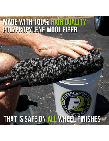 Juego de Cepillos Flexibles ExoForma para Limpiar Llantas - 2 Piezas