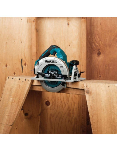 Sierra Circular Inalámbrica Makita XSH06PT-R 36V 7-1/4" 180W