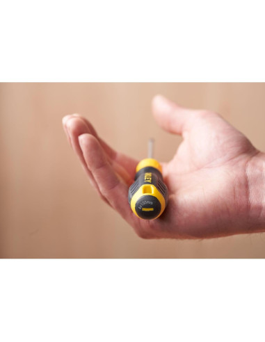 Juego de destornilladores Stanley 34 piezas STHT0-62141