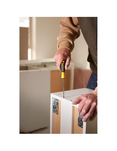 Juego de destornilladores Stanley 34 piezas STHT0-62141