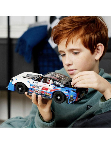 LEGO Technic NASCAR Chevrolet Camaro ZL1 42153 - Modelo 672 Piezas