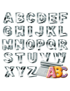 Juego de Cortadores de Galletas Alfabeto Bakerpan 26 Piezas 8.89 cm