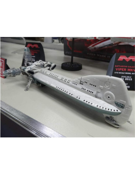 Kit de Modelo Colonial One Moebius 1:350 Battlestar Galactica