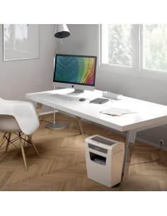 Destructora de papel Leitz IQ 10 hojas corte cruzado P4 2