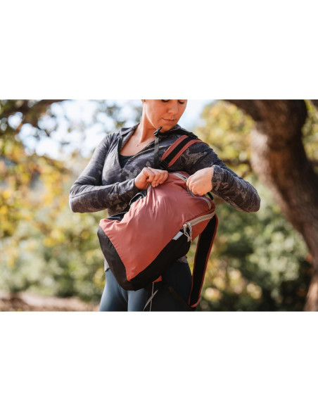 Mochila de Viaje Ecológica ChicoBag rePETe Zafiro 15L