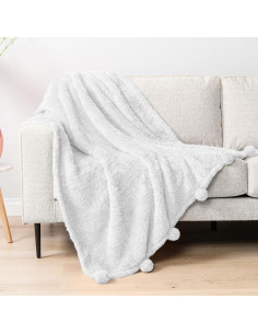 Manta Sherpa Pavilia Blanca con Pom Pom 127x152 cm Suave 2