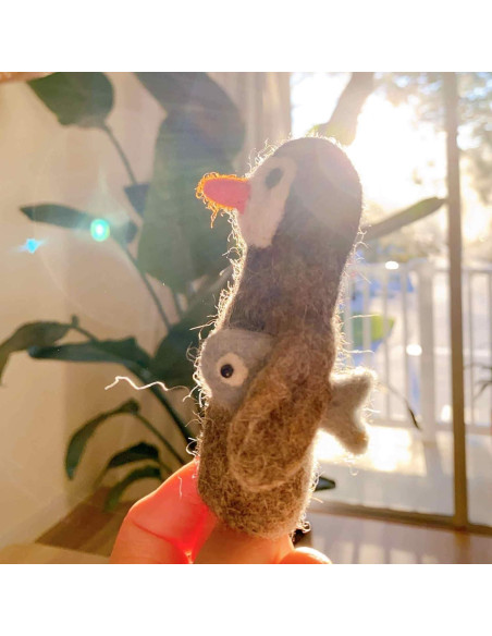 Títere de Dedo Pingüino Hecho a Mano Ganapati Crafts 10 cm