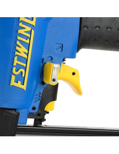 Clavadora Neumática Estwing EBR50 18-Gauge 2" con Bolsa 2