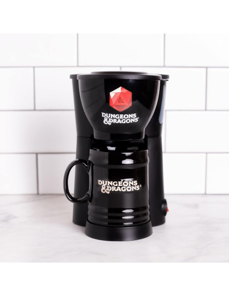 Cafetera de Una Taza Uncanny Brands Dungeons & Dragons 236 ml