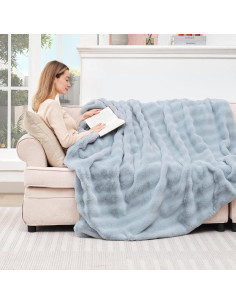Manta de piel sintética Touchat 127x152 cm azul pesada 2
