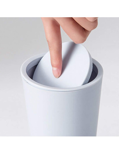 Canasta de Basura Mini Plástica Sheebo con Tapa y 12 Bolsas