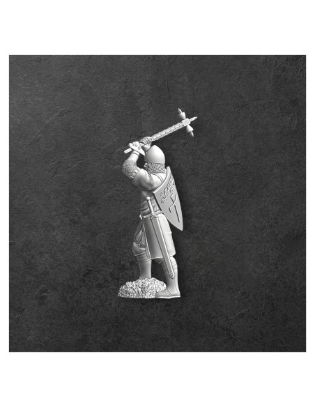 Caballero Cruzado Medieval Tofer's Miniatures 28 mm con Martillo