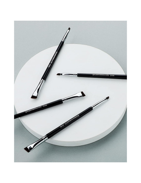 Brocha Doble Extremo para Cejas y Delineador EigshowBeauty D104