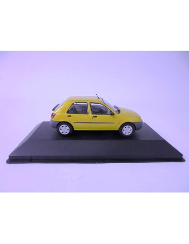 Coche a escala 1/43 OPO 10 Ford Fiesta CLX Diesel 1996