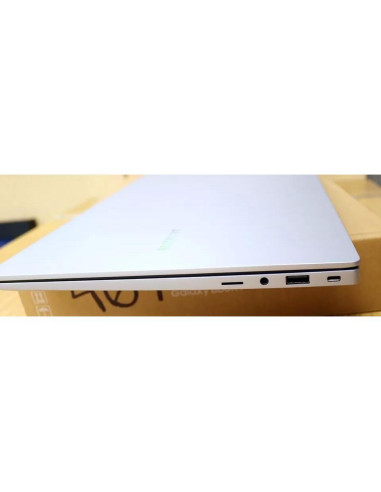 Laptop Samsung Galaxy Book 4 15.6" FHD Intel Core i7 16GB 1TB