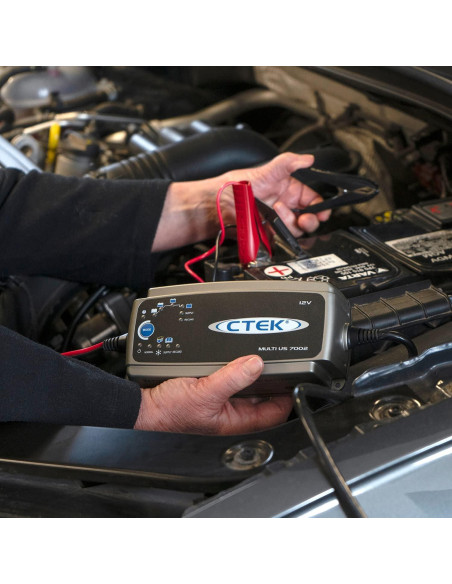 CTEK Multi US 7002 Cargador de Batería 12V para Coches y Camiones