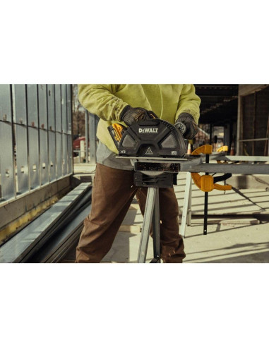 Sierra Circular DEWALT 20V MAX XR 7.25" Corte Metal DCS383H1