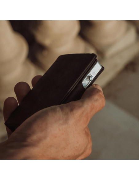 Billetera Minimalista de Cuero Double Oak Essentials RFID Negra