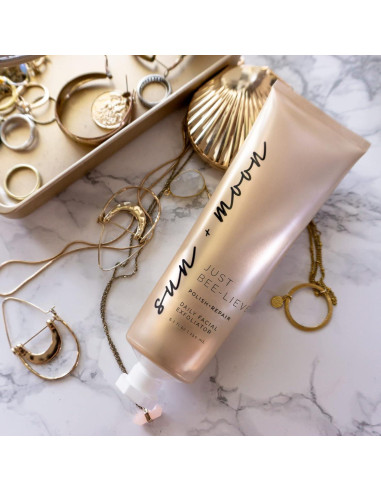 Limpiador Facial Exfoliante Diario Sol + Luna 151.4 ml Miel Pomelo