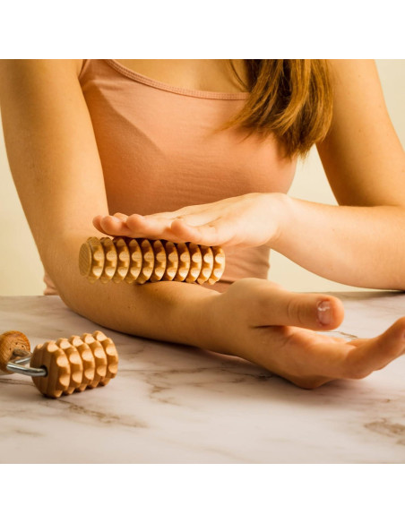 Rodillo de Masaje Facial de Madera Tuuli Set de 2 - 18x4cm y 11x3cm