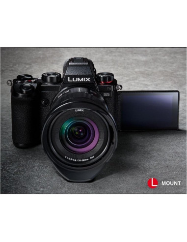 Cámara sin Espejo Panasonic LUMIX S5 24.2MP 4K con Lente 20-60mm