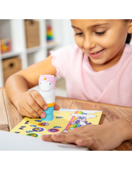 Melissa & Doug Sticker Wow! Paquete Perro y Unicornio 2 Cuadernos 600 Pegatinas