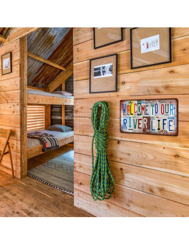 Placa de Licencia Vintage Bat Cave Aluminio 30.48x15.24cm