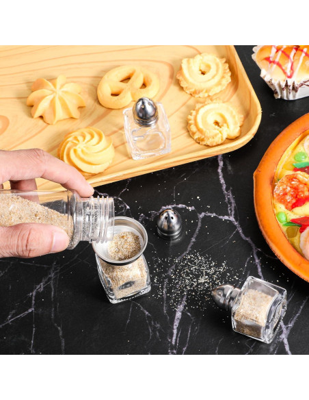 4 Mini Saleros y Pimenteros de Vidrio con Embudo Acero Inoxidable