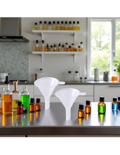 Juego de 2 Mini Embudos de Plástico Transparente para Líquidos 2