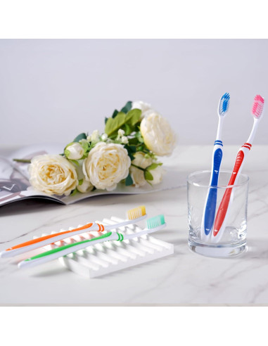 Paquete de 100 Cepillos de Dientes Newday Cerdas Suaves