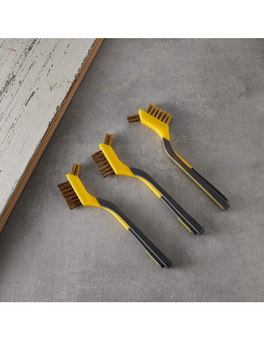 Cepillos Mini de Latón Amazon Basics, Mango Suave, Paquete de 3