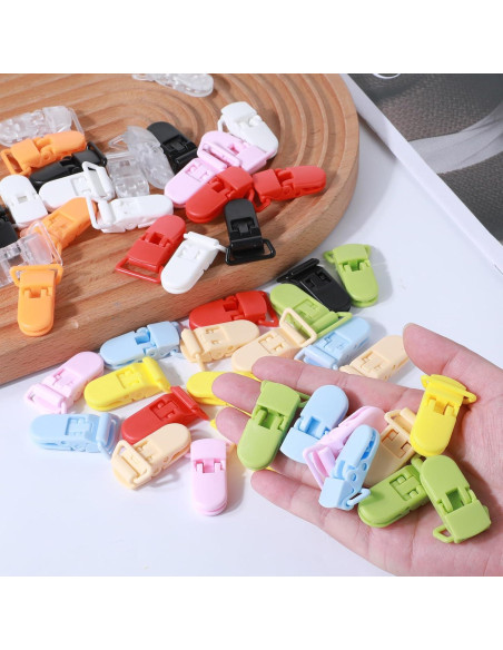 Juego de 50 Clips Sujetadores de Chupetes Coloridos - Plástico