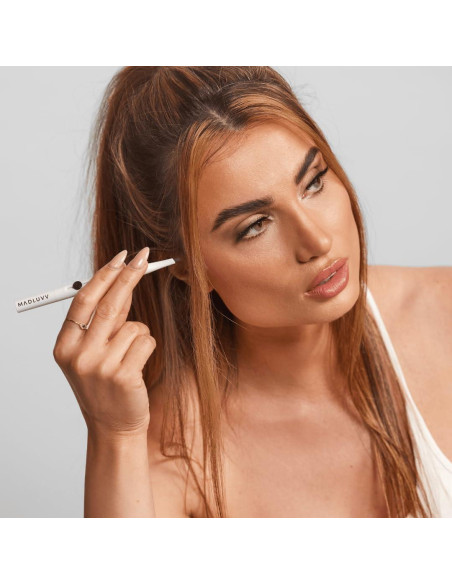 Lápiz de Cejas MADLUVV Exacto Doble Extremo Castaño
