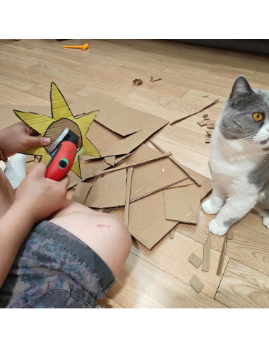 Cortadora Eléctrica de Cartón S&F STEAD & FAST 4V Inalámbrica