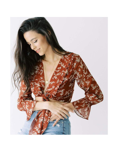 Collar Luna Creciente HONEYCAT en Oro 18k - Joyería Minimalista