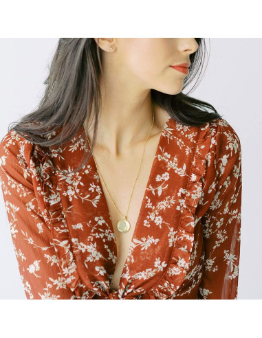 Collar Luna Creciente HONEYCAT en Oro 18k - Joyería Minimalista