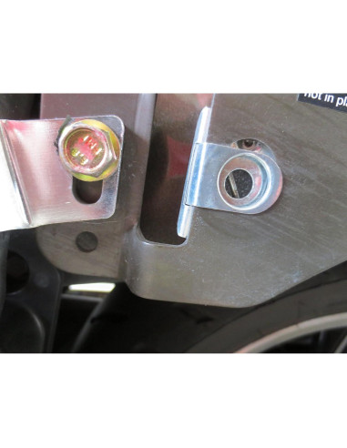 Perillas de Montaje Antirrobo LocEzy Rojo para Victory 2010-2015