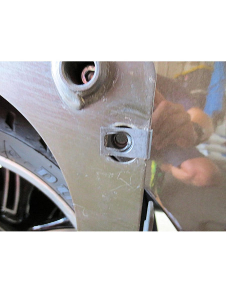 Perillas de Montaje Antirrobo LocEzy Rojo para Victory 2010-2015