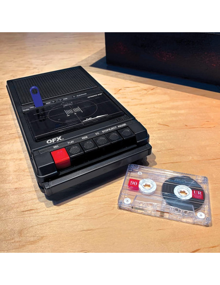 Grabadora de Cinta QFX RETRO-39 USB con Altavoz y Radio FM