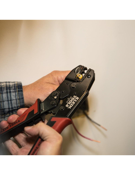 Crimpador de Cables Klein Tools 3005CR 10-22 AWG Aislados