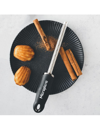 Rallador de Especias Microplane Classic Negro - Acero Inoxidable