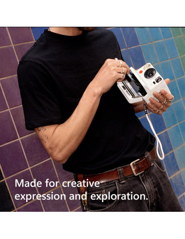 Cámara Instantánea Polaroid Now+ Gen 3 Negra con 16 Fotos