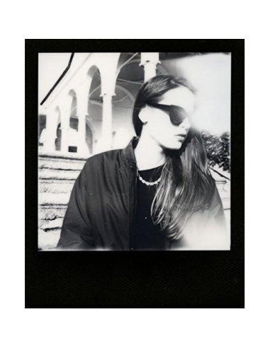 Cámara Polaroid 600 Square Negra One Step PRD541