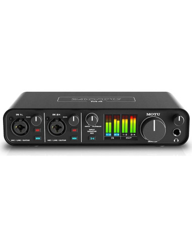 Interfaz de Audio USB Motu M4 4x4 con Micrófono AKG P220