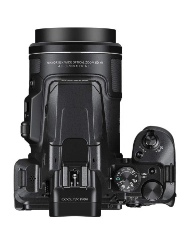 Cámara Digital Nikon COOLPIX P950 16MP 83x Zoom Óptico 4K