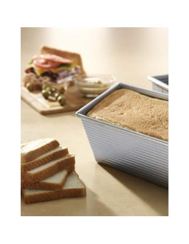Molde para Pan Pullman USA Pan 22.86x10.16cm Acero Aluminizado
