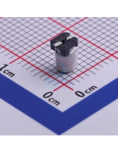 20 Capacitores Electrolíticos SMD 3.3uF 35V 3x5.4mm 2