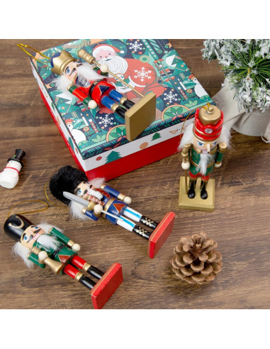 Juego de 4 Adornos Cascanueces de Madera AMOR PRESENT 13.97 cm